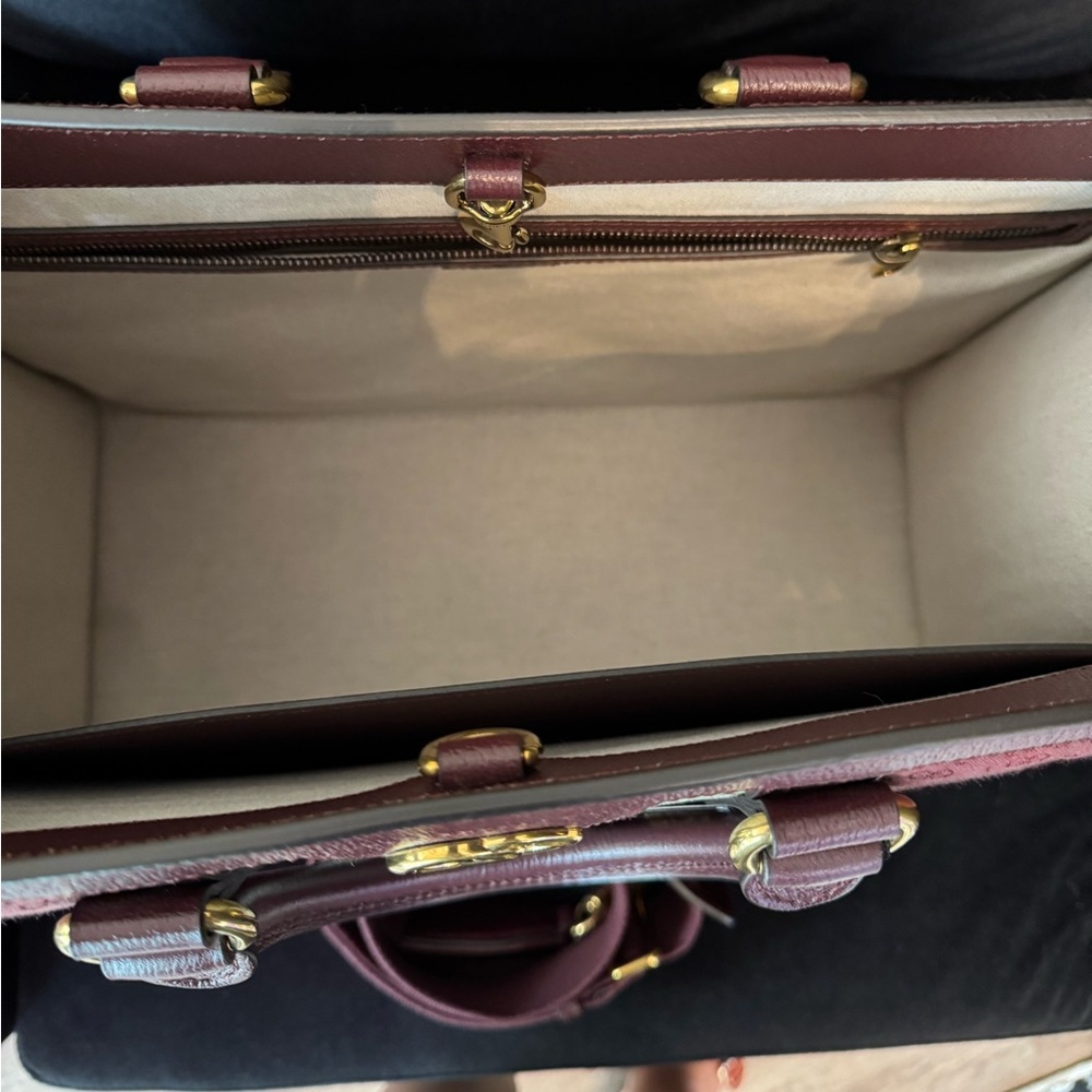 Gucci Tote bag! Brand New! Never used - Picture 4 of 6